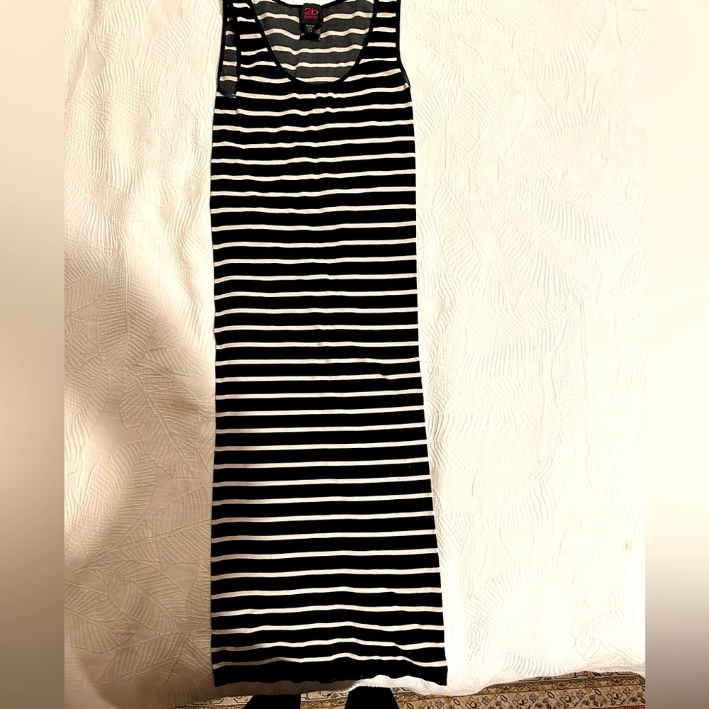Forever 21 black and white casual stripe long dress